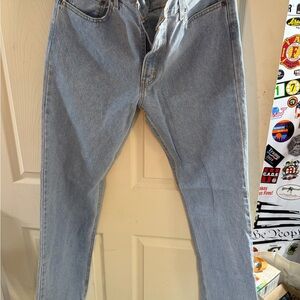 Light Wash Men’s  Jeans - Size 33x32